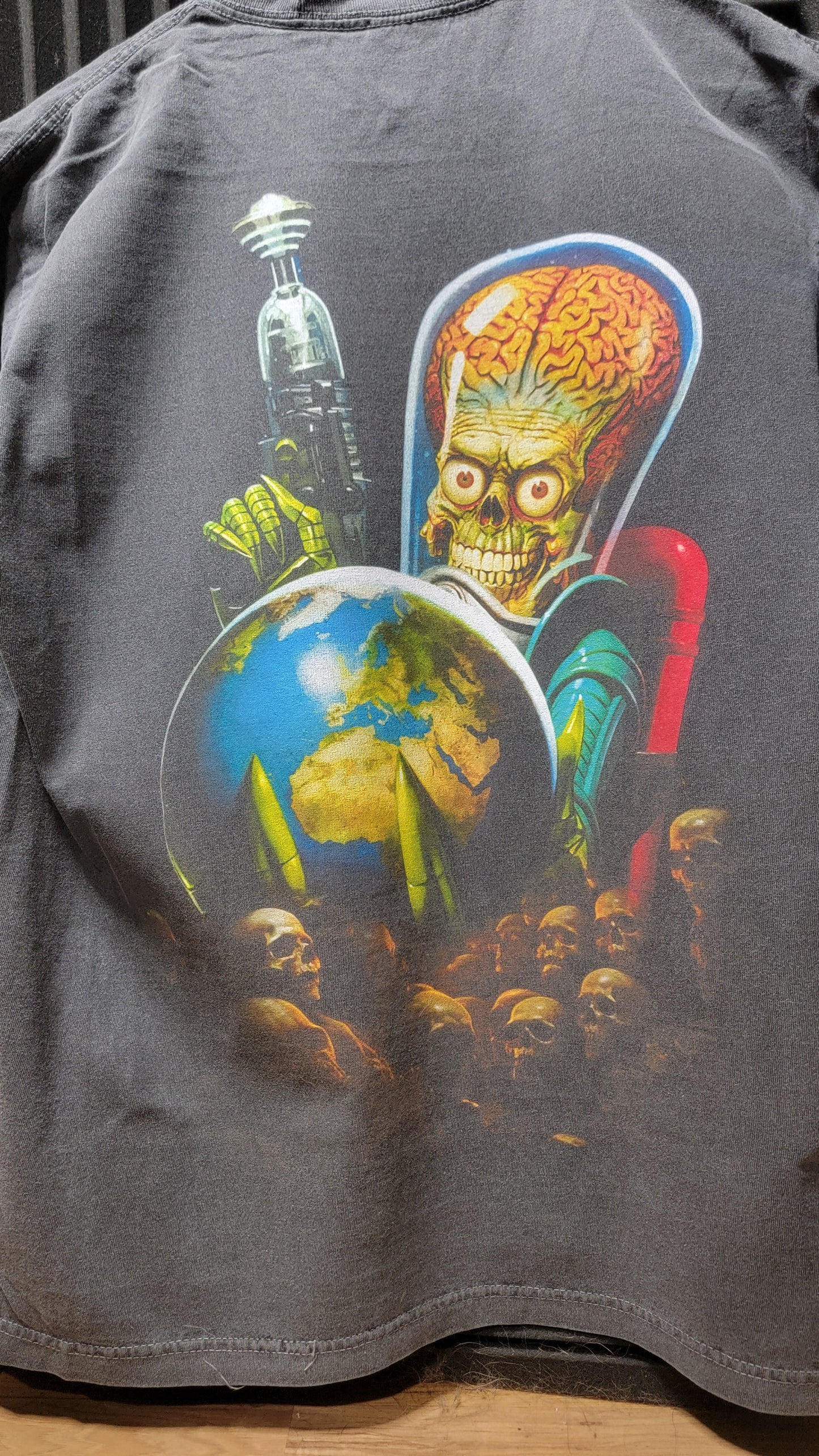 MARS ATTACKS ON SHAKA HEAVYWEIGHT GARMET DYED T SHIRT "movie"