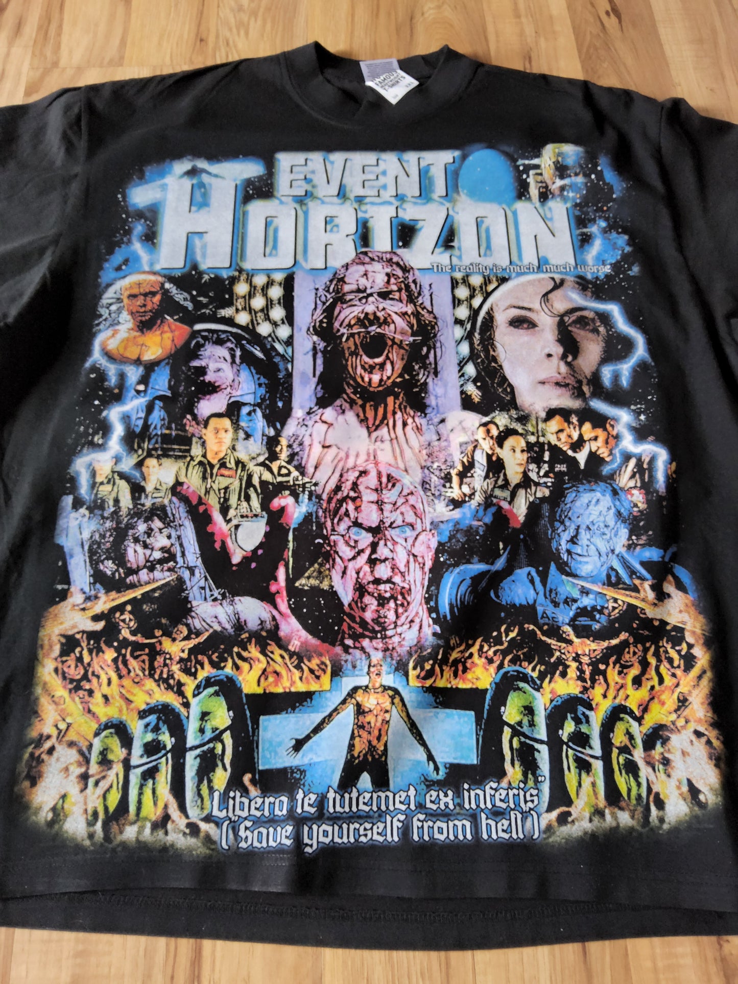 EVENT HORIZON ON SHAKA HEAVYWEIGHT GARMET DYED T SHIRT