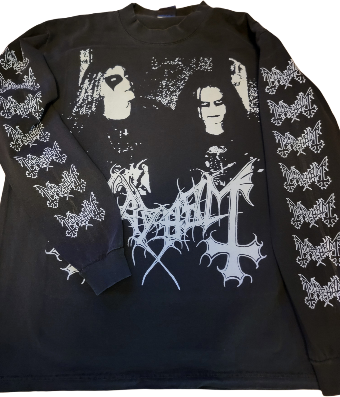 MAYHEM LONG SLEEVE SKEEVE ON SHAKA HEAVY