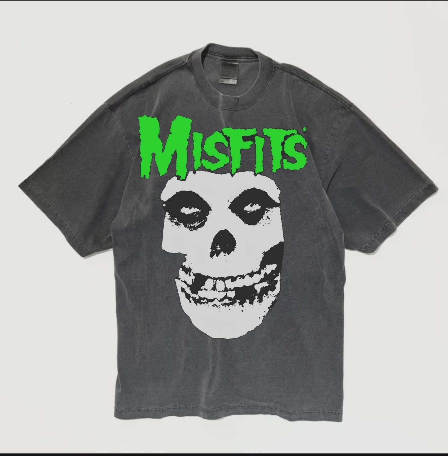 MISFITS T SHIRT ON A SHAKA HEAVYWEIGHT VNTG GREY