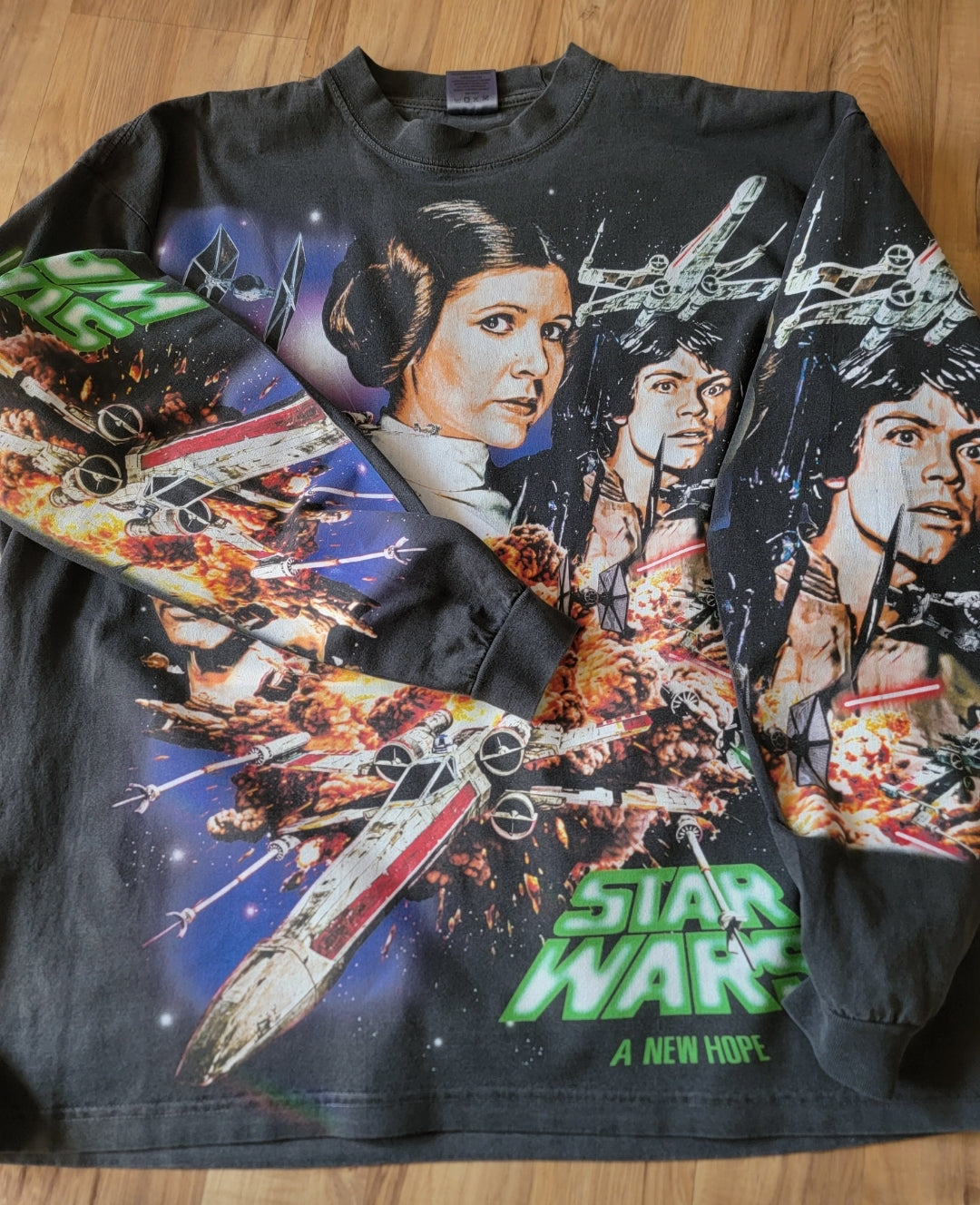 STAR WARS LONGSLEEVE ON SHAKA HEAVYWEIGHT "movie"