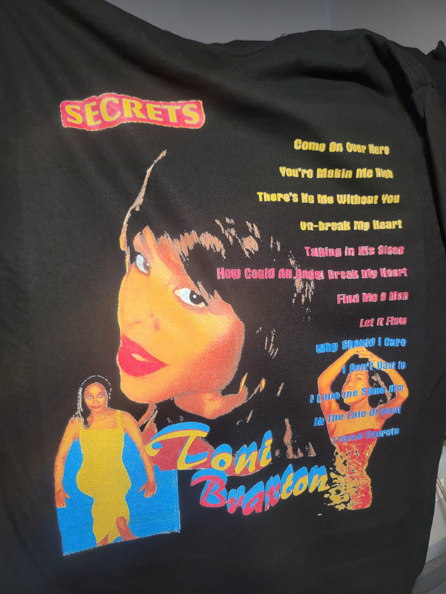 TONI BRAXTON ON SHAKA HEAVYWEIGHT GARMET DYED T SHIRT