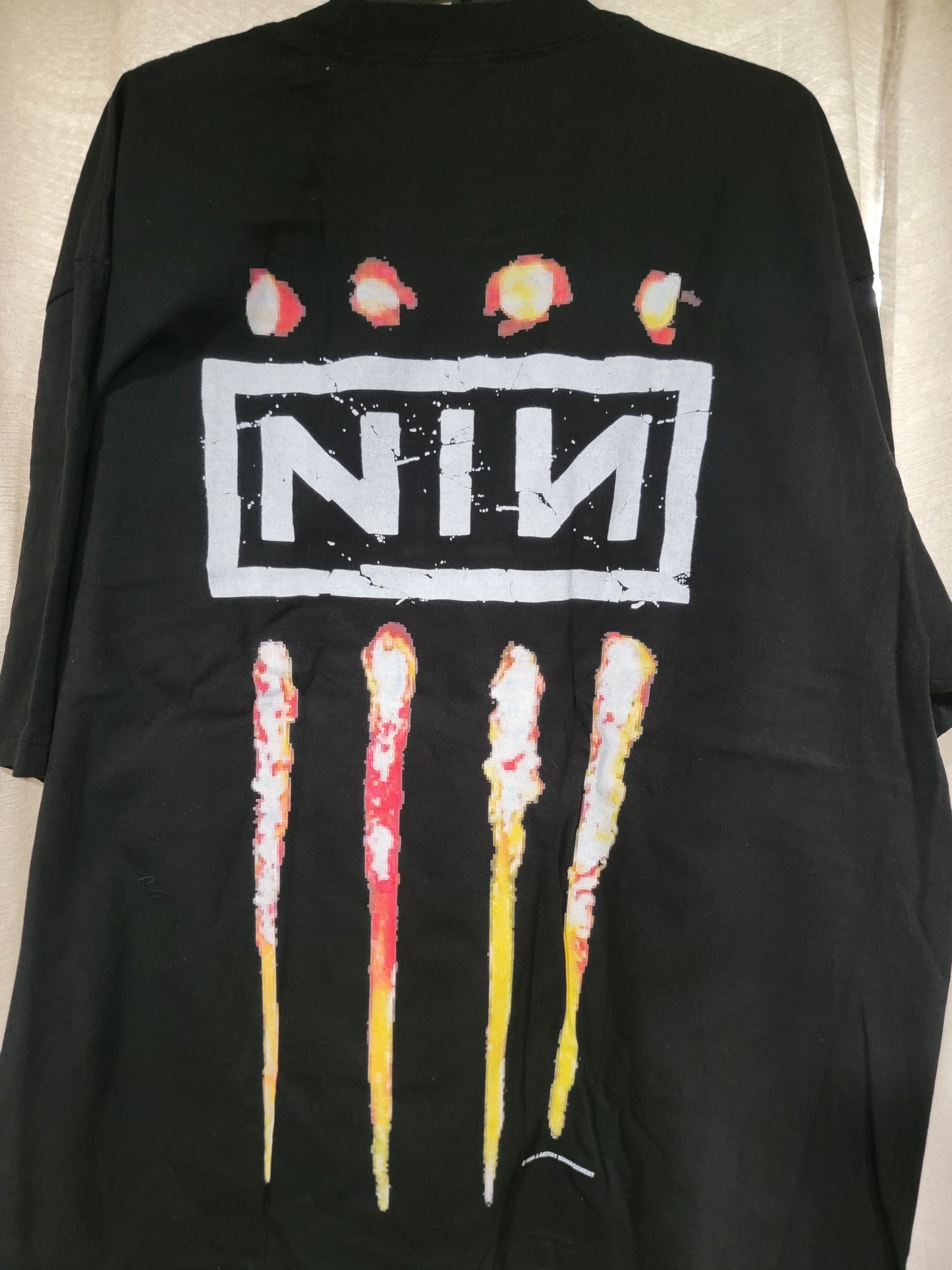 NIN DOWNWARD SPIRAL ON SHAKA HEAVYWEIGHT GARMET DYED T SHIRT