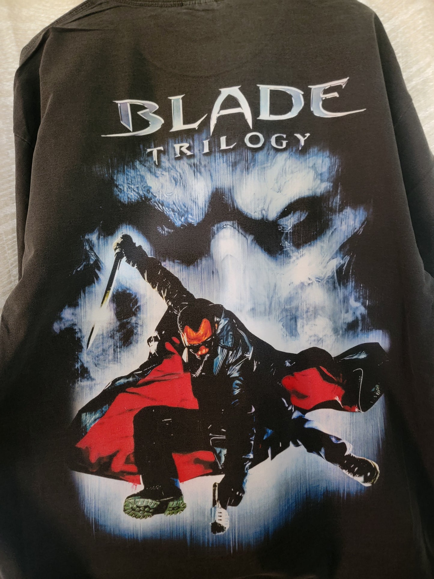 BLADE ON SHAKA HEAVYWEIGHT GARMET DYED T SHIRT