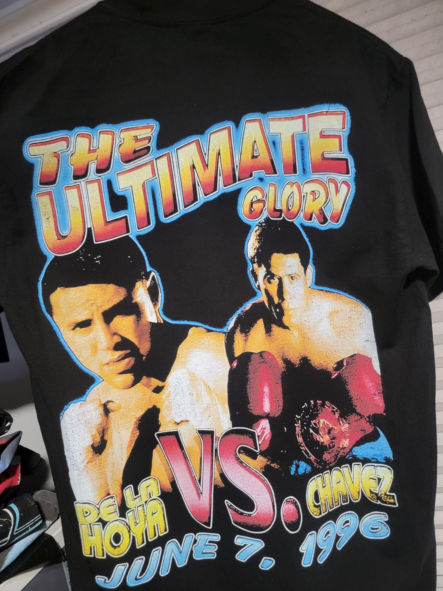 JULIO CESAR CHAVEZ VS. DELAHOYA ON SHAKA HEAVYWEIGHT GARMET DYED T SHIRT