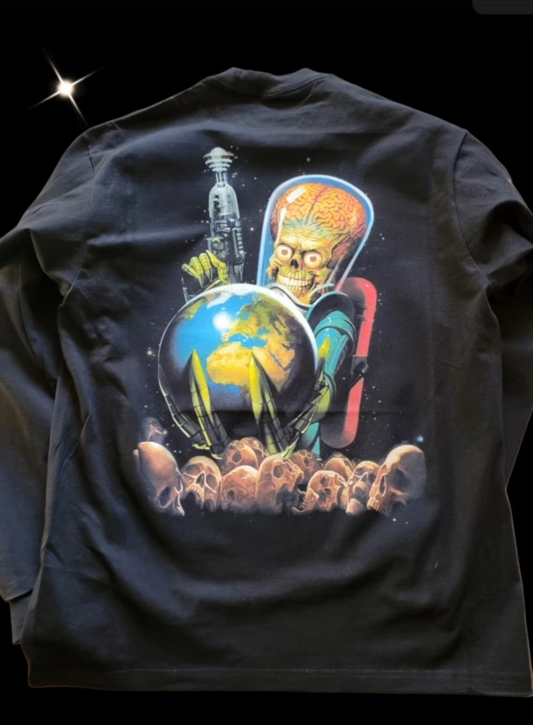 LONGSLEEVE Mars attacks ON HEAVYWEIGHT SHIRT