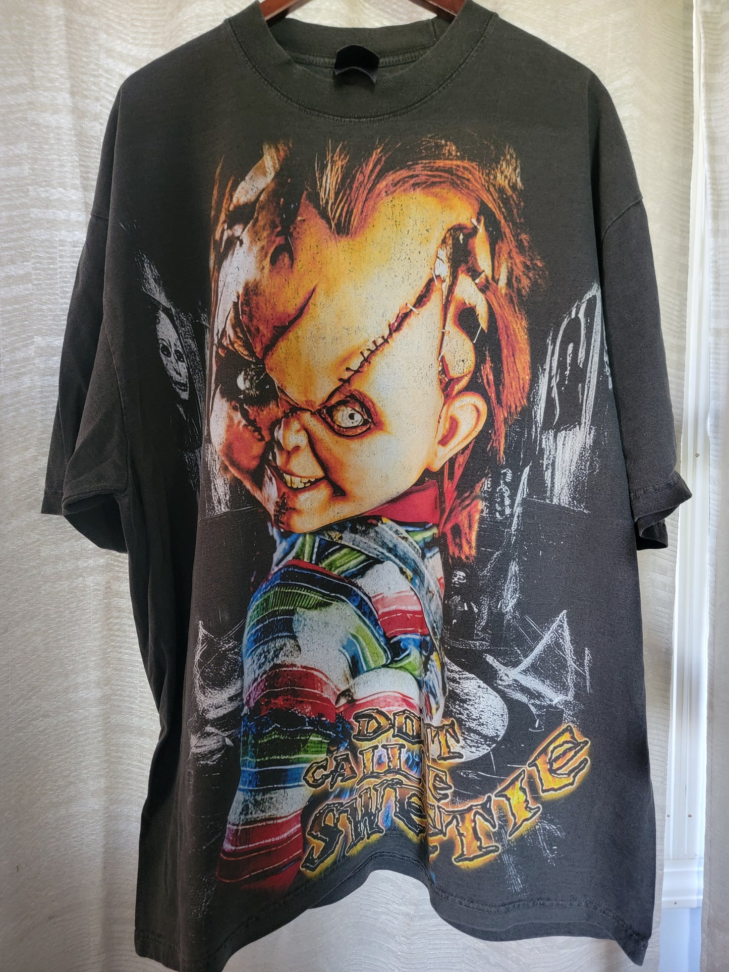 CHUCKY ON SHAKA HEAVYWEIGHT GARMET DYED T SHIRT "HORROR"