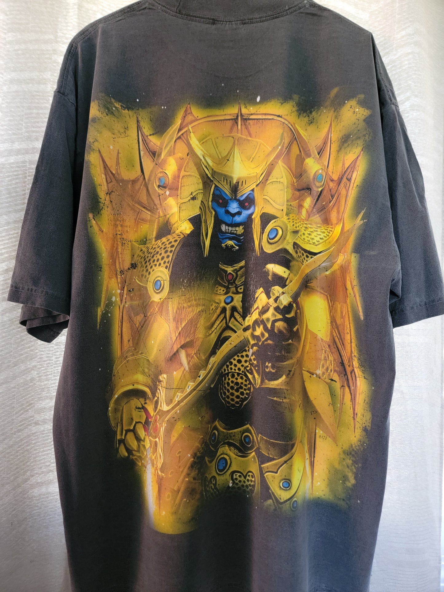 GOLDAR ON SHAKA HEAVYWEIGHT GARMET DYED T SHIRT ( POWER RANGERS