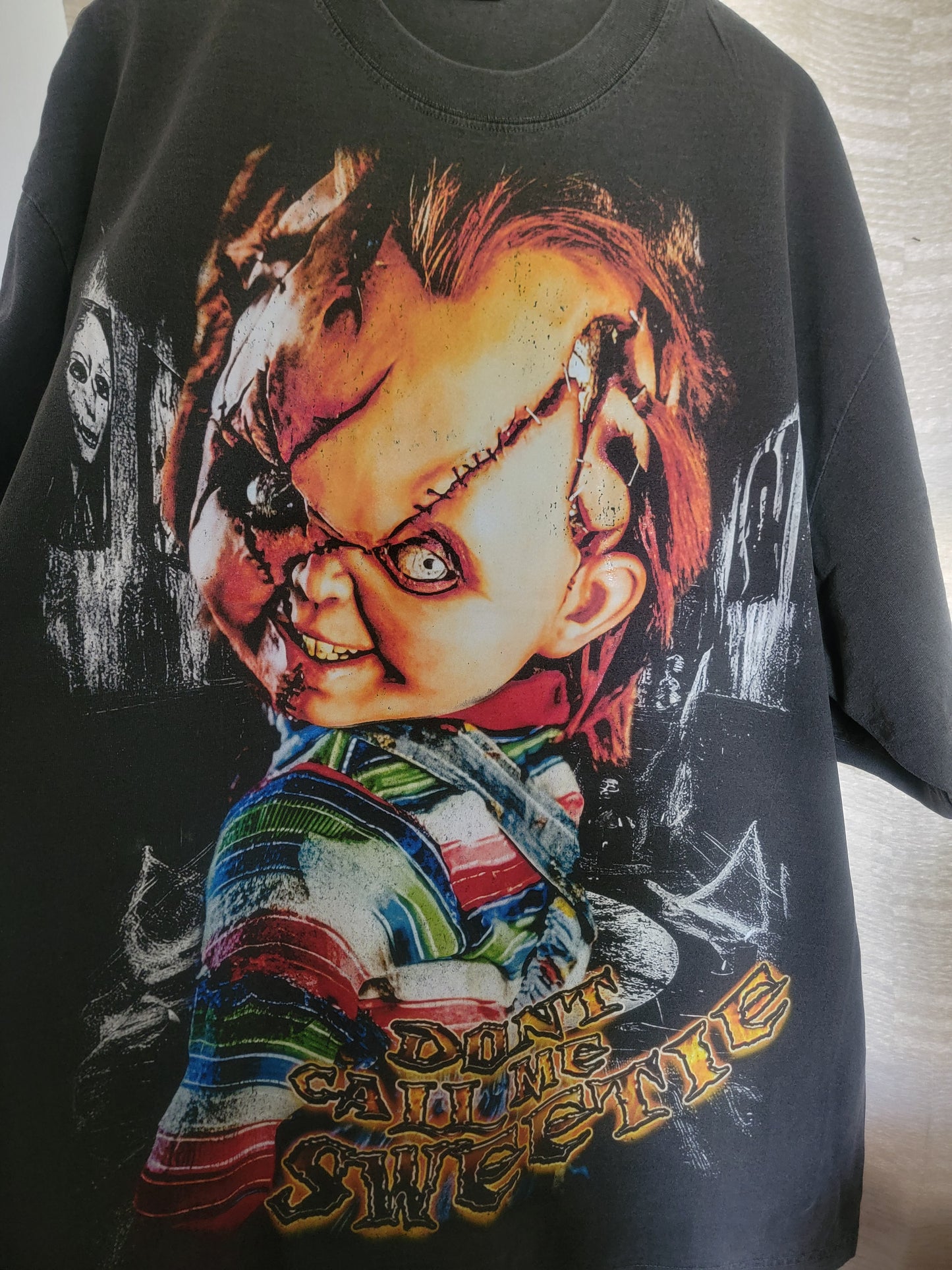CHUCKY ON SHAKA HEAVYWEIGHT GARMET DYED T SHIRT "HORROR"