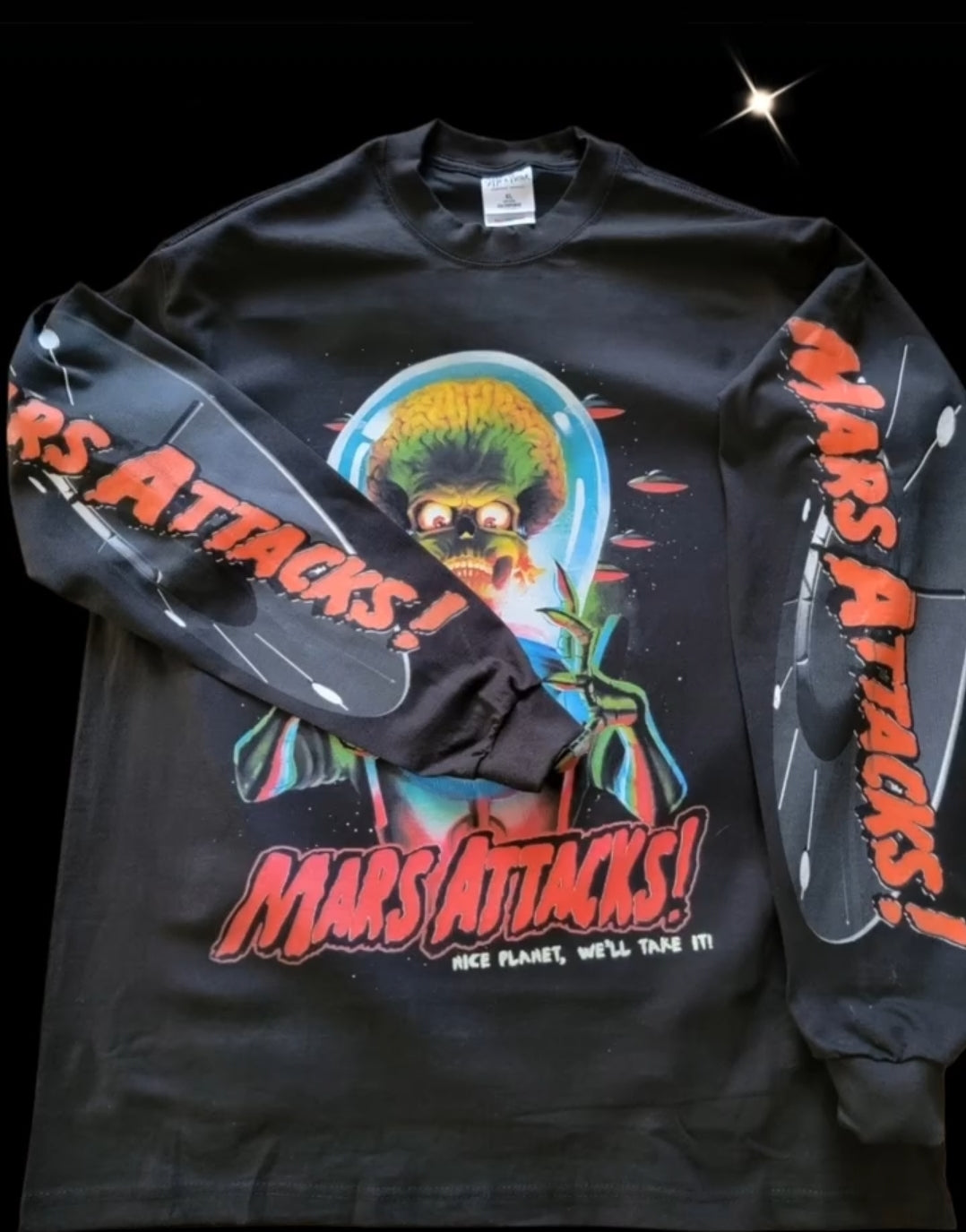 LONGSLEEVE Mars attacks ON HEAVYWEIGHT SHIRT