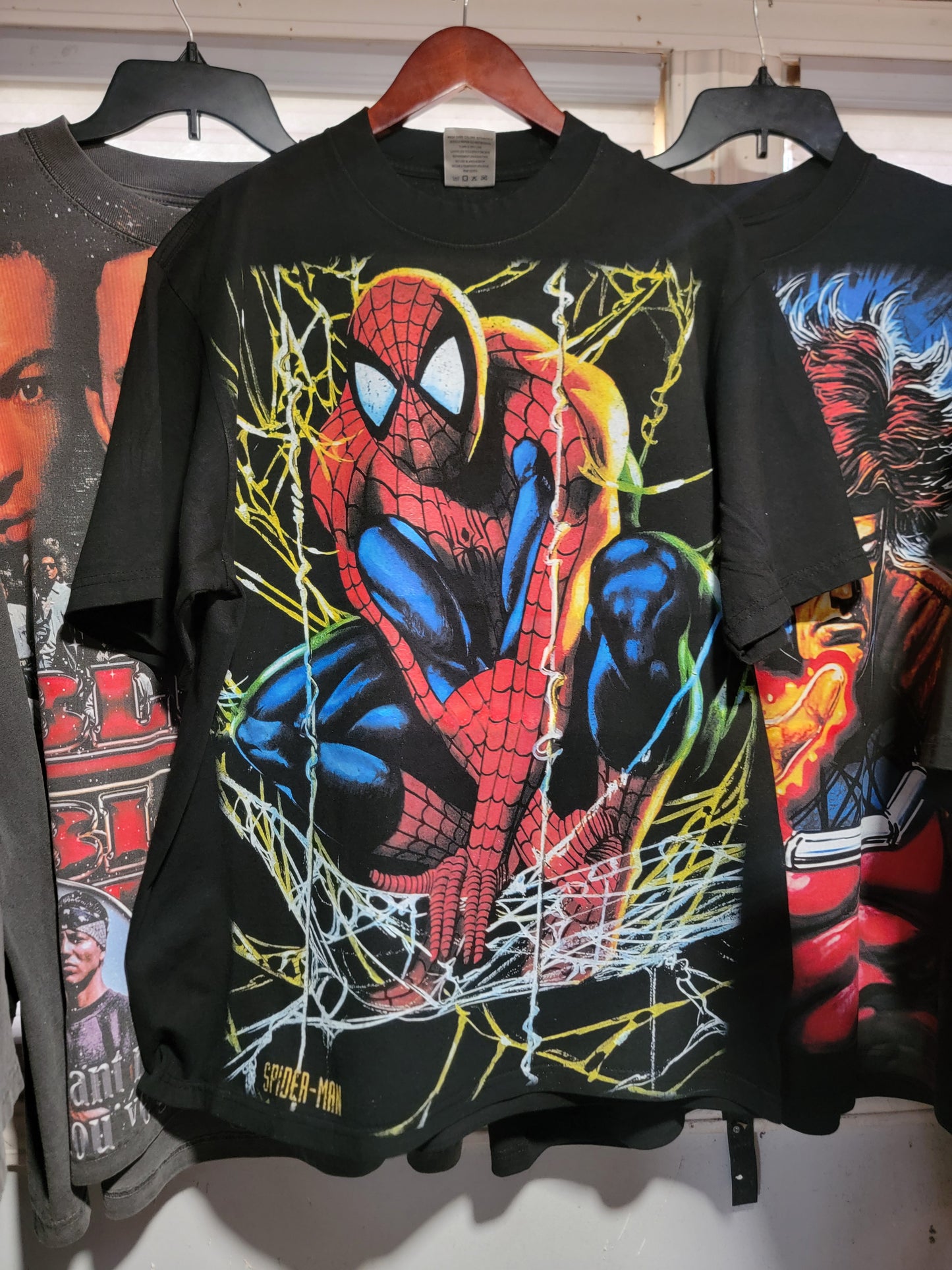 SPIDERMAN ON SHAKA HEAVYWEIGHT GARMET DYED T SHIRT