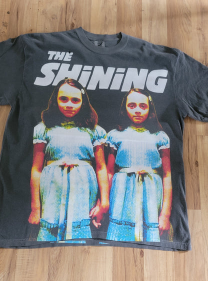 THE SHINING ON SHAKA HEAVYWEIGHT GARMET DYED T SHIRT