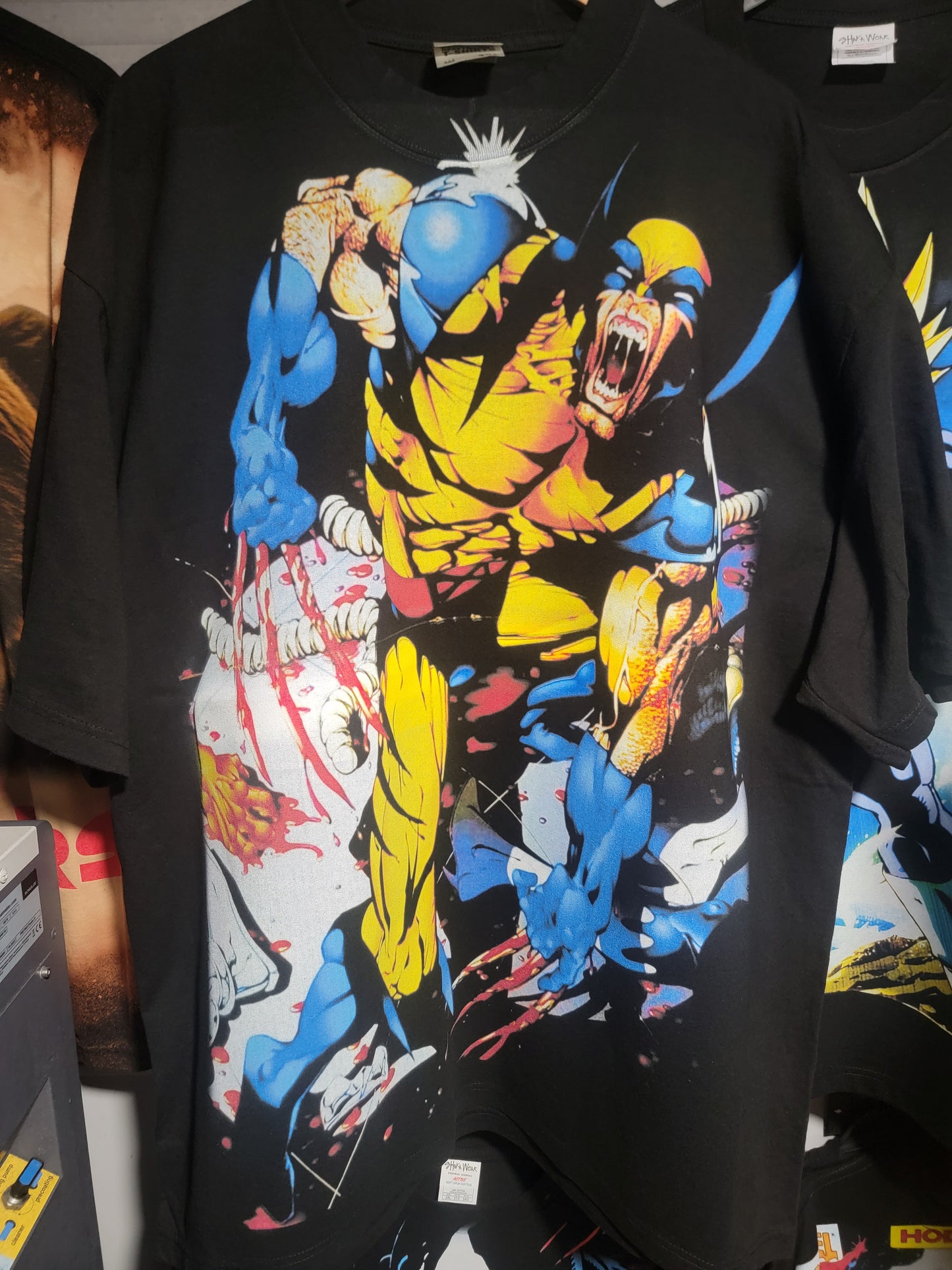 Wolverine "ONE SIDE" BIG print on shaka heavy t shirt