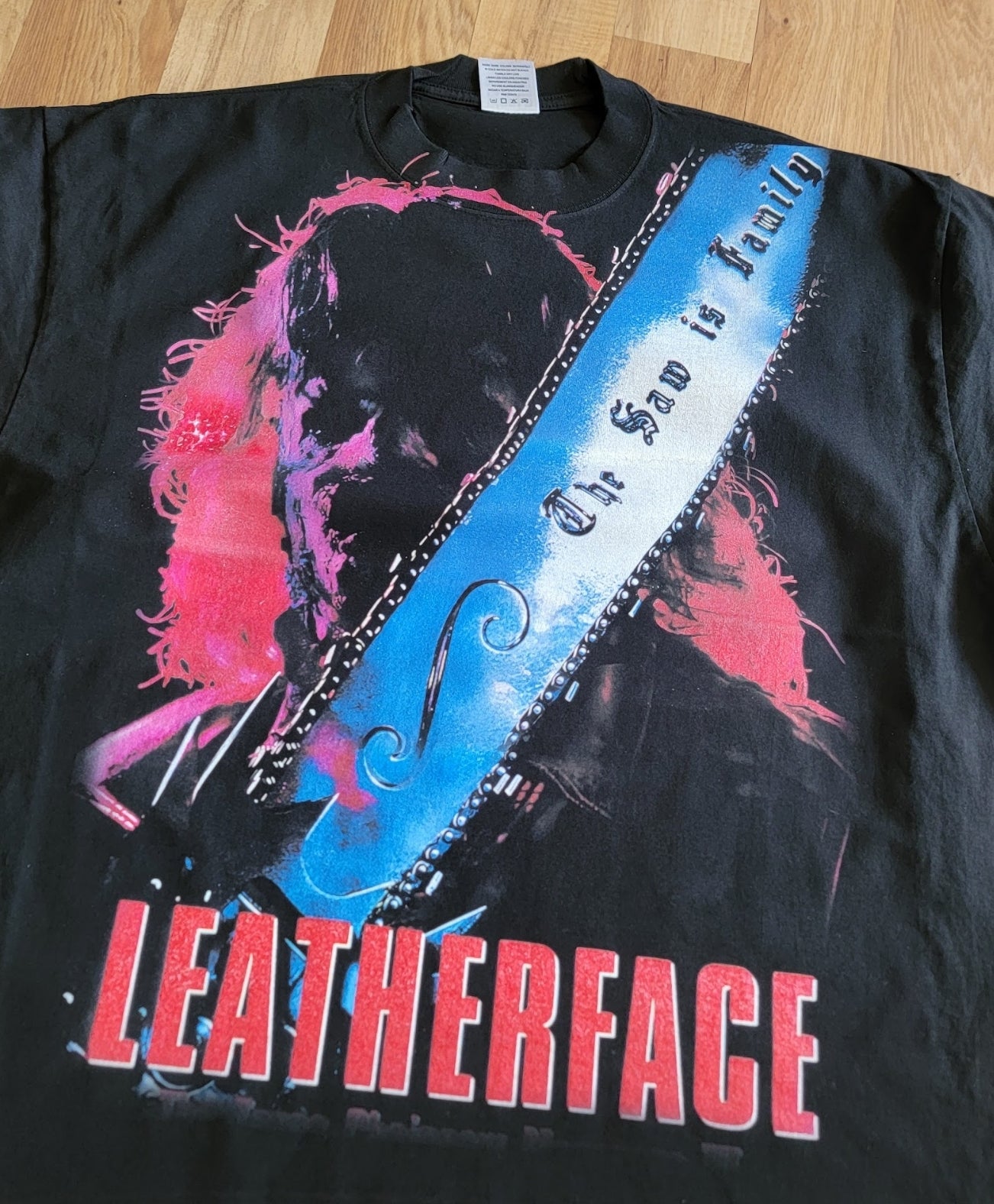 TEXAS CHAINSAW LEATHERFACE ON SHAKA HEAVYWEIGHT GARMET DYED