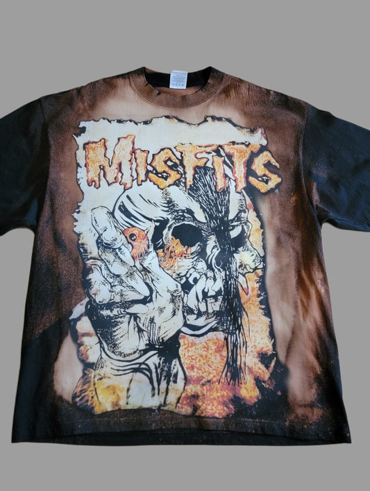 MISFITS EVIL EYE T ON SHAKA HEAVEY GARMET DYED T SHIRT