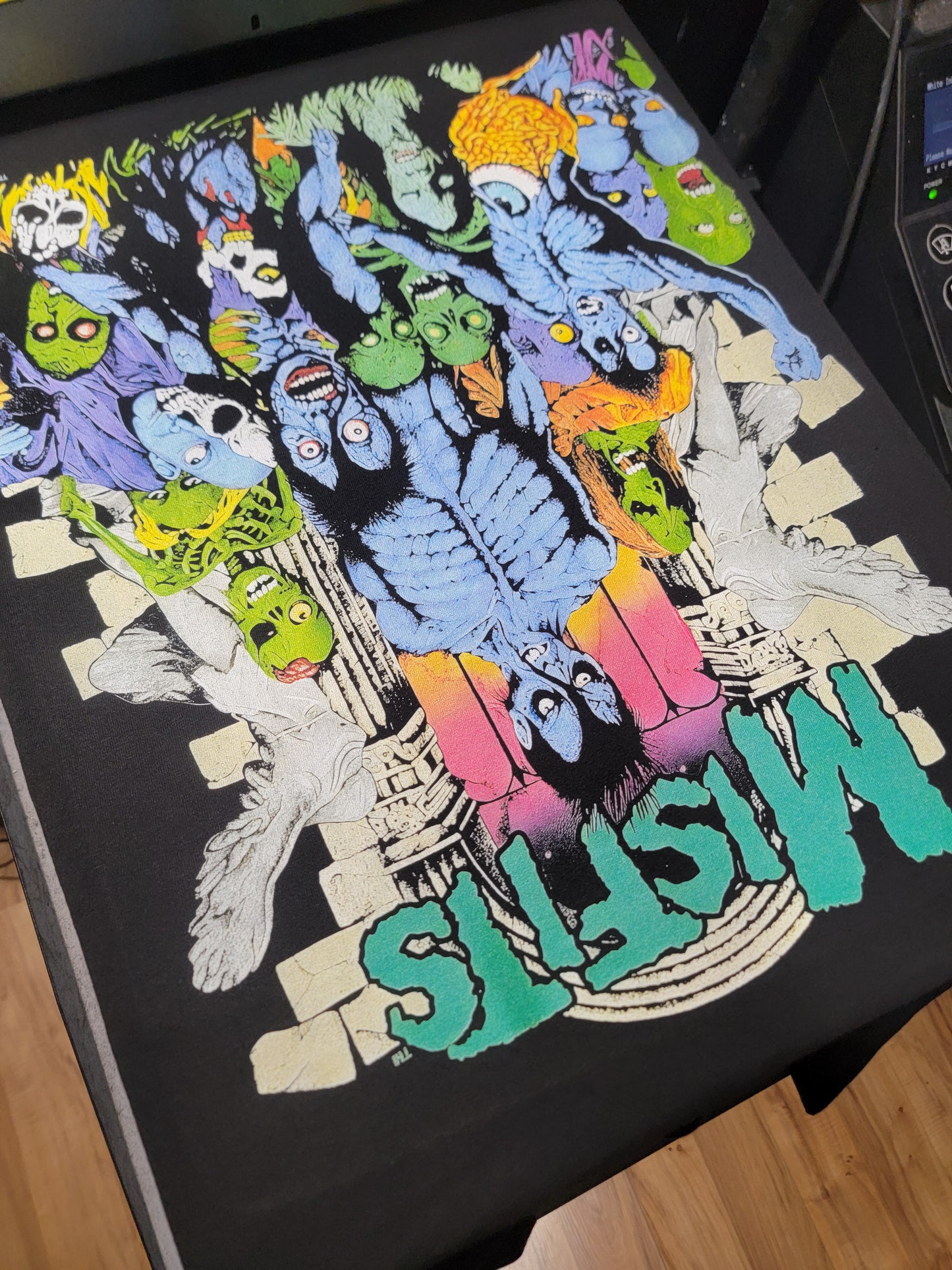 MISFITS 1997 CONCERT SHIRT ON SHAKA HEAVY GARMET DYED T (MODERN)