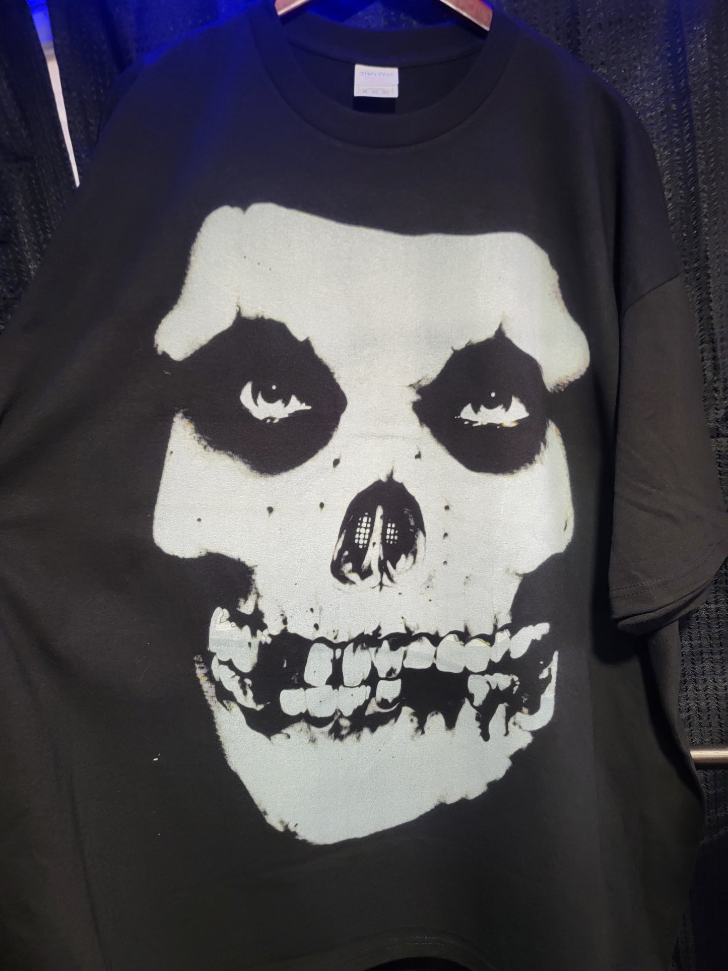 MISFITS 20 YEAR ANNIVERSARY ON SHAKA HEAVYWEIGHT GARMET DYED T SHIRT