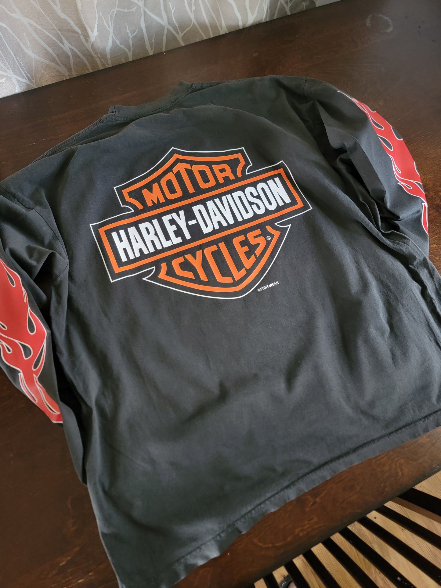 LONGSLEEVE VNTG HARLEY REPRINT ON HEAVYWEIGHT SHIRT