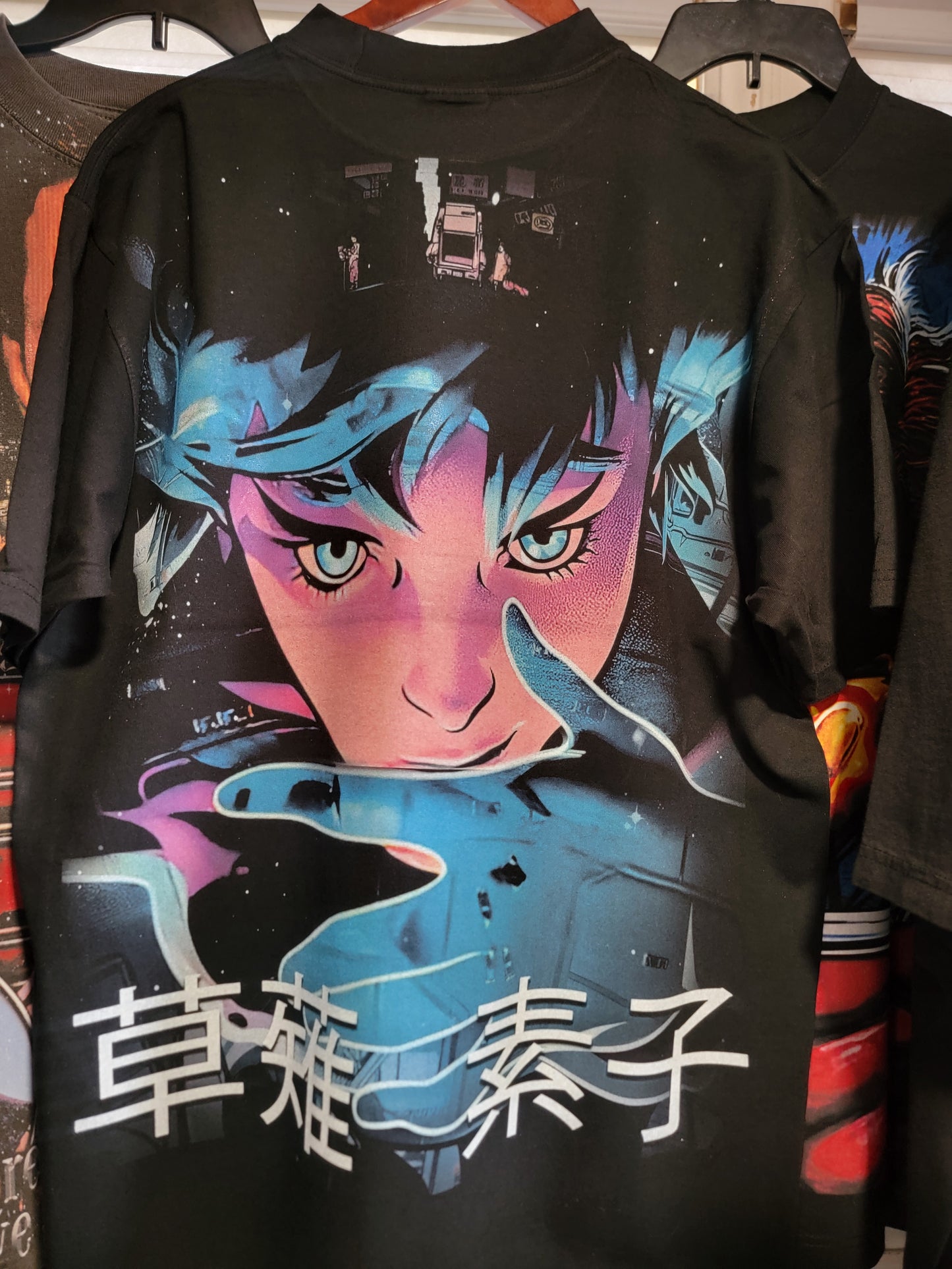 GHOST IN A SHELL ON SHAKA HEAVYWEIGHT GARMET DYED T SHIRT