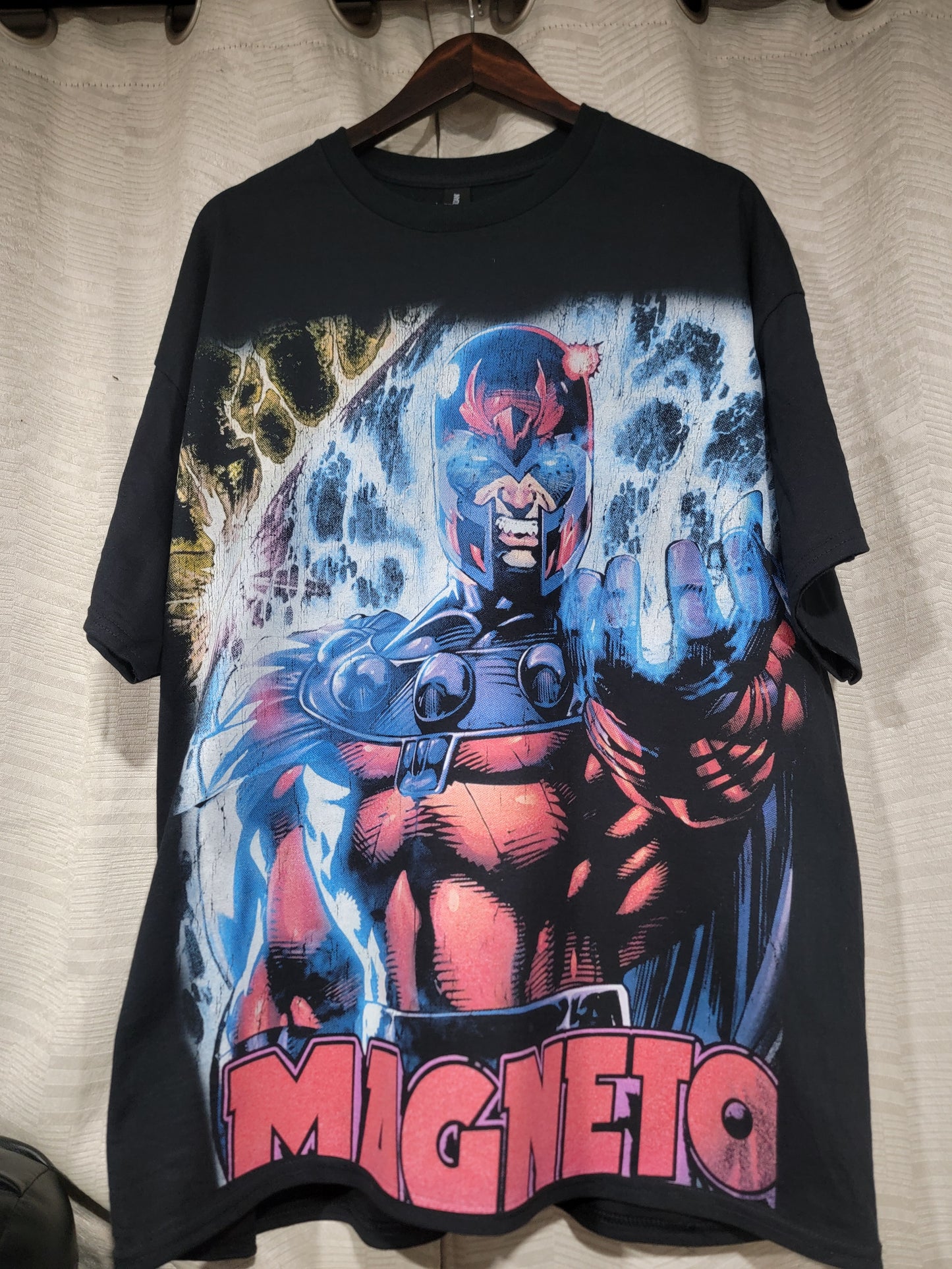 MAGNETO ON SHAKA HEAVYWEIGHT GARMET DYED T SHIRT