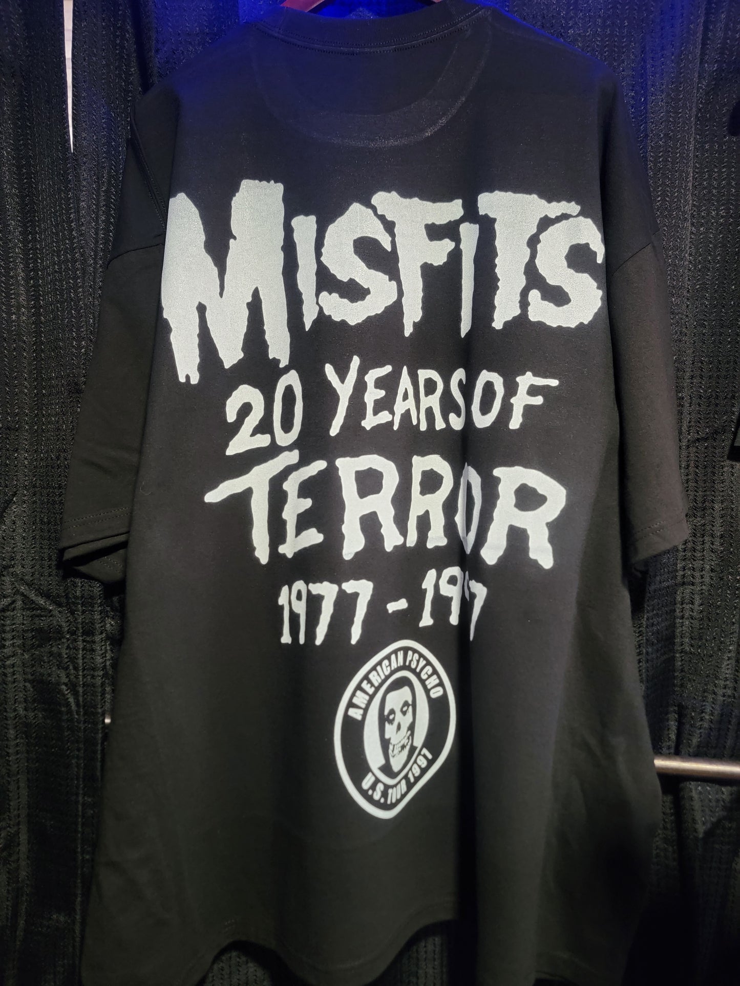 MISFITS 20 YEAR ANNIVERSARY ON SHAKA HEAVYWEIGHT GARMET DYED T SHIRT