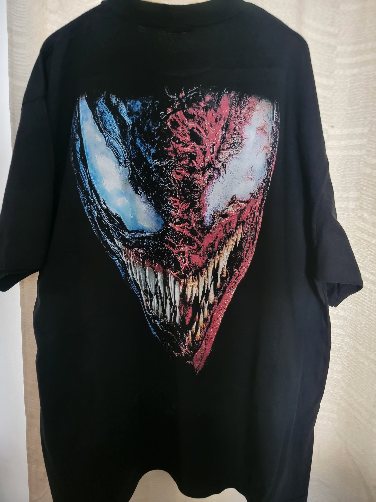 VENOM VS SPIDERMAN ON A SHAKA HEAVYWEIGHT GARMET DYED T SHIRT "MODERN"