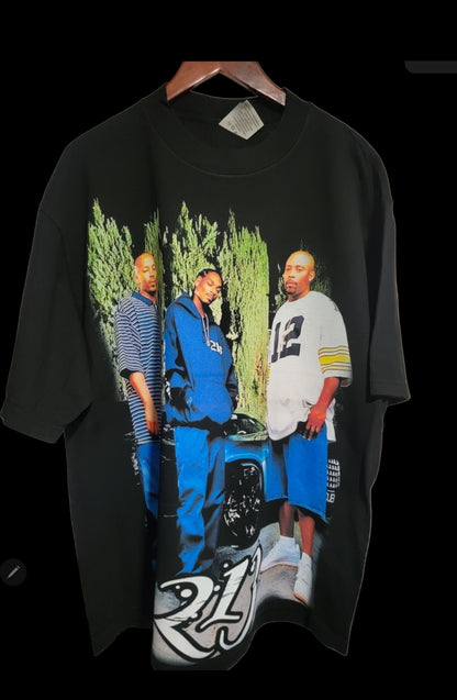 213 NATE, SNOOP & WARREN ON SHAKA HEAVYWEIGHT GARMET DYED T SHIRT