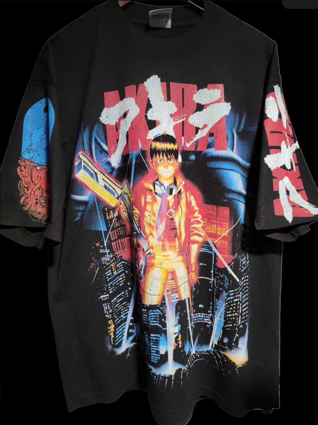 AKIRA ON SHAKA HEAVYWEIGHT GARMET DYED T SHIRT
